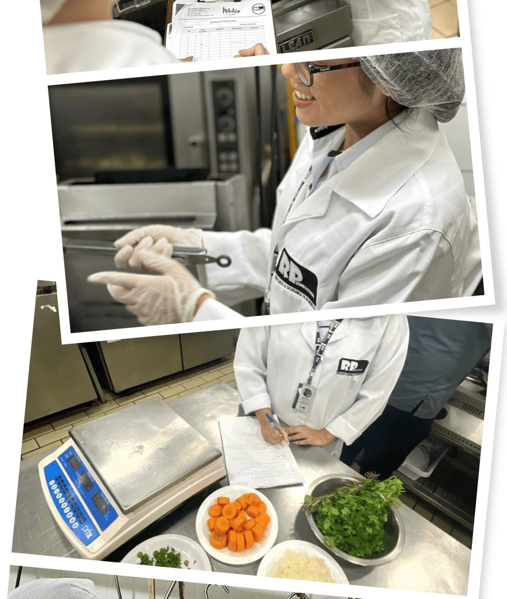 Consultora da RP registrando controles em uma cozinha industrial